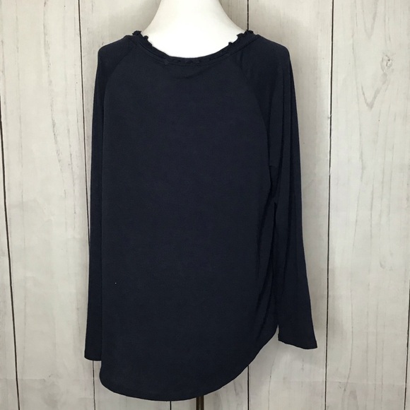 Gibson Scalloped Scoop Neck Sweater - Picture 5 of 7